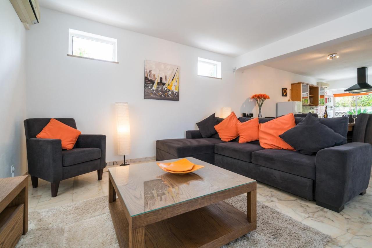 Casa Laranja Three Bedroom Villa Лоле Экстерьер фото